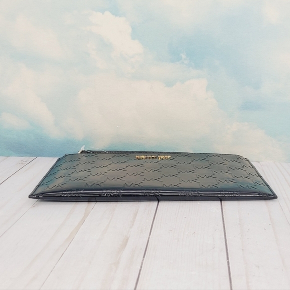 Michael Kors Large Zip Clutch Wristlet Black Patent Leather - Picture 6 of 12